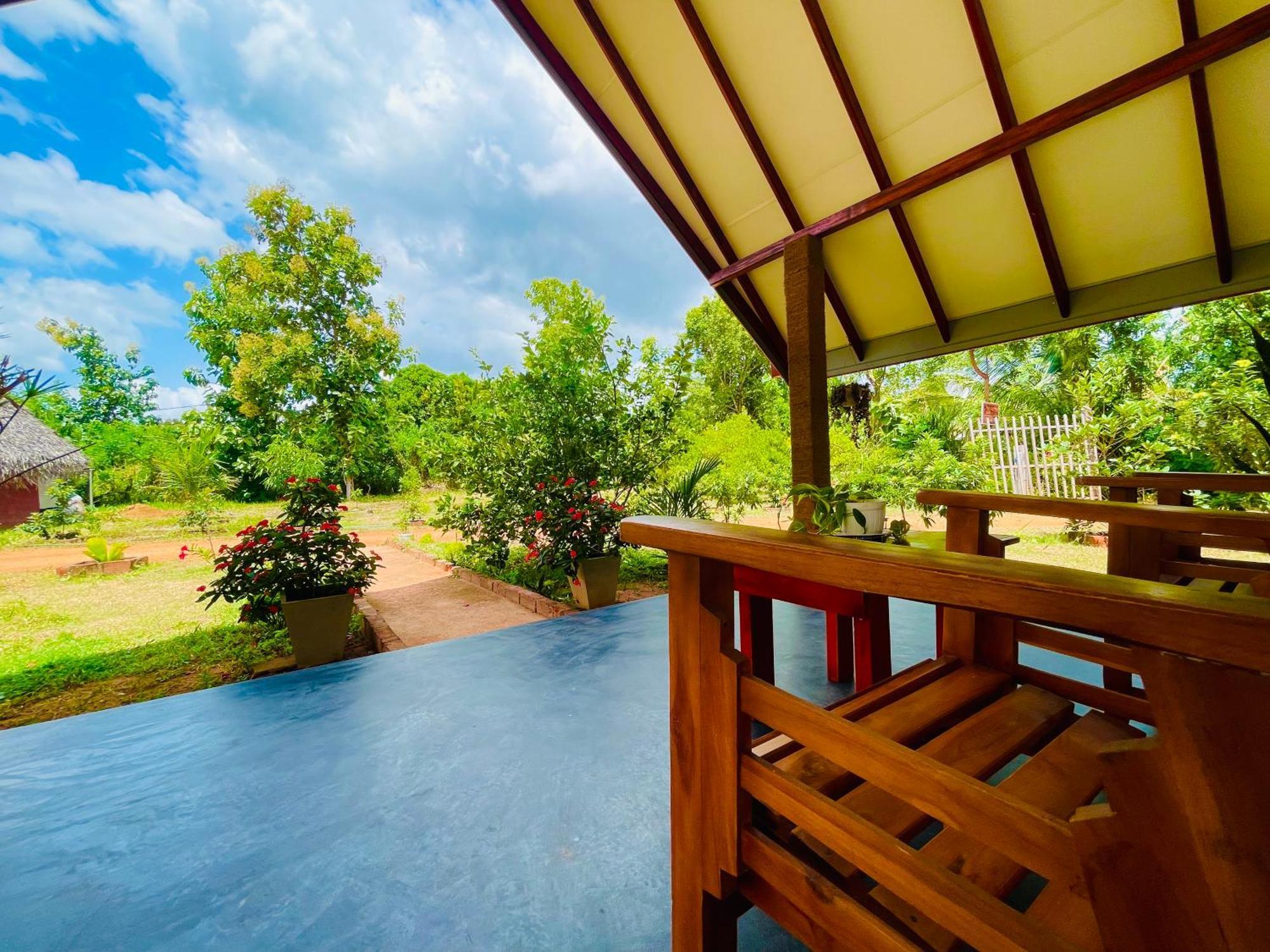 Sigiri Enaya Cottage Sigiriya Buitenkant foto